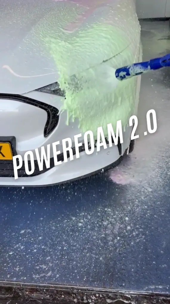 PowerSchaum 2.0 in Arnheim erleben | Baptista Autowaschanlage